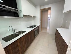 Vacanza @ East (D14), Condominium #346975991